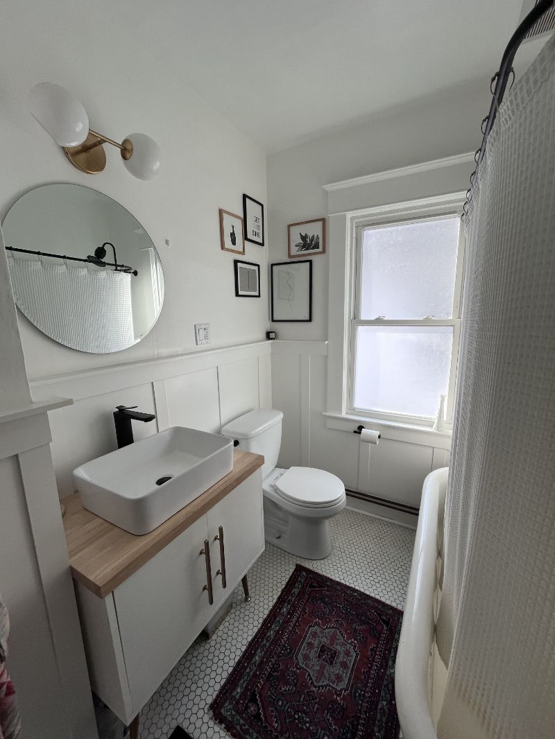 Bright Upstairs Unit  in Vibrant North Buffalo - Photo 7
