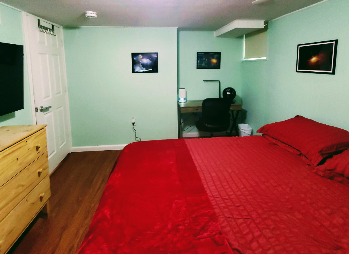 Quasar Room