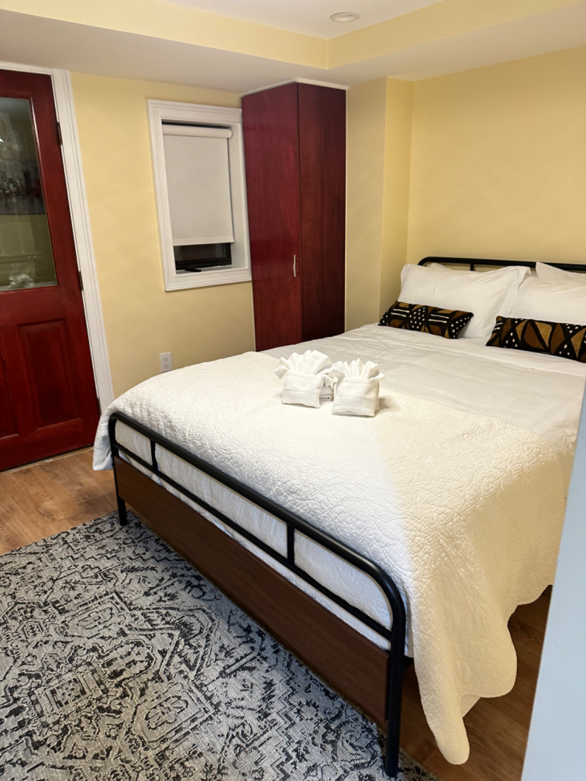 Stunning Fort Greene Haven Beautiful Apartment Ideal for Transit and Hospitals - Photo 6