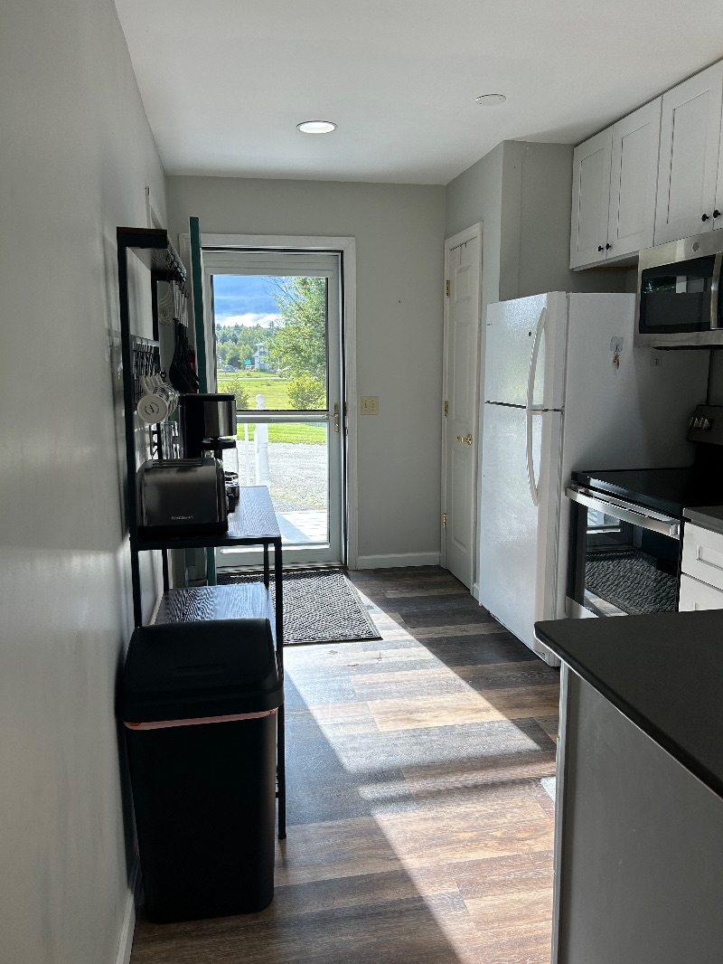 Studio Apt Notch Glen Rentals - Photo 4