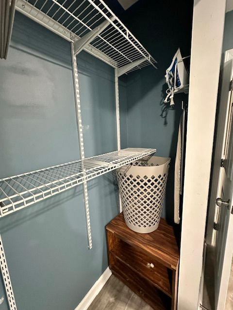 Spacious Room Available in Quiet Riverton - Photo 7
