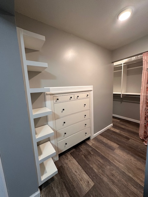 Spacious Room Available in Quiet Riverton - Photo 9