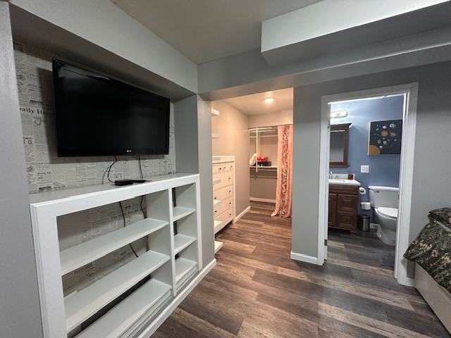 Spacious Room Available in Quiet Riverton - Photo 8