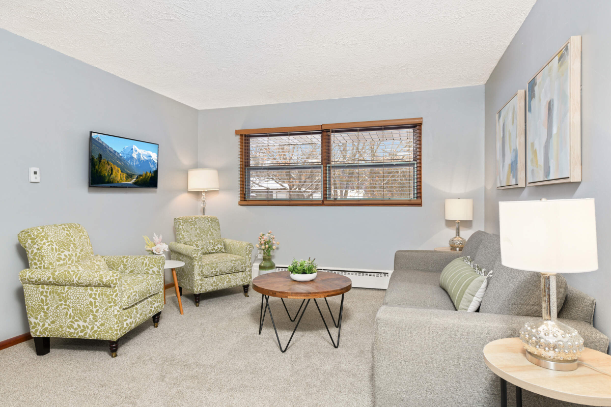 Fresh and Fabulous Fridley, Unit 3