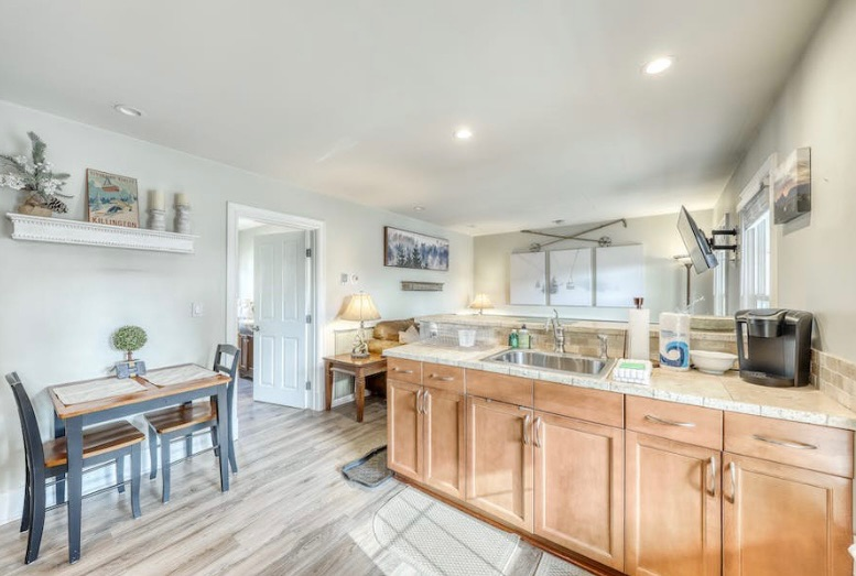 Beautiful 1 bedroom Apartment in Downtown Rutland - Photo 3