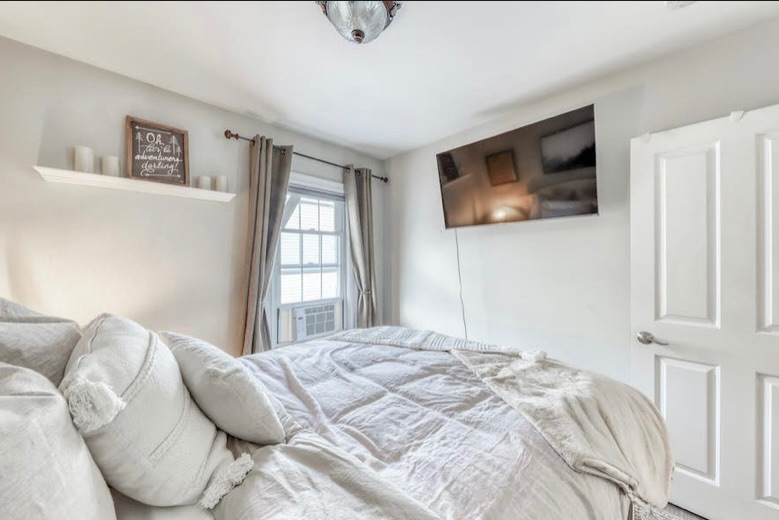 Beautiful 1 bedroom Apartment in Downtown Rutland - Photo 7