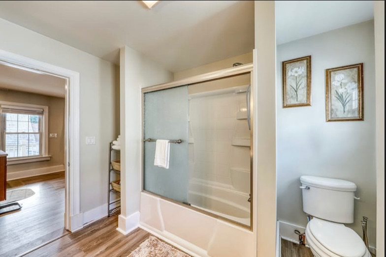 Beautiful 1 bedroom Apartment in Downtown Rutland - Photo 9