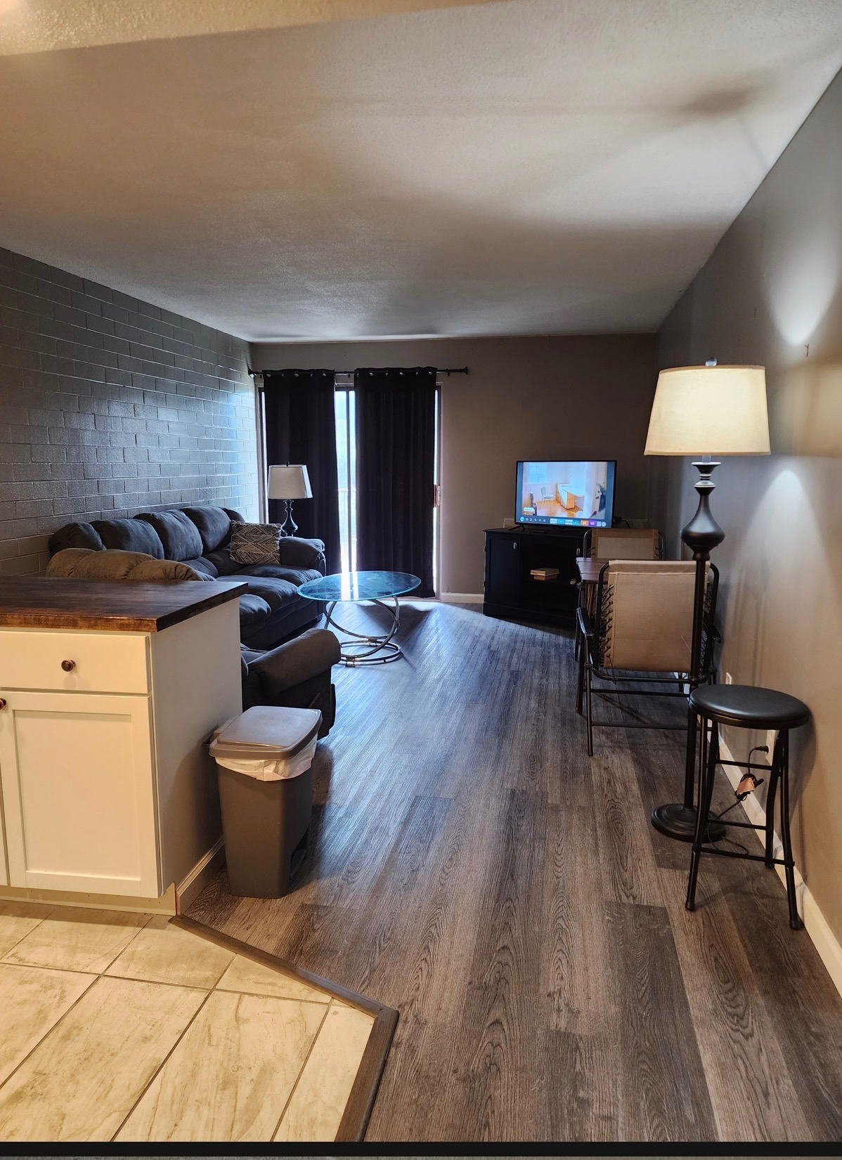 RIVERFRONT CONDO- MINUTES FROM MULTIPLE HOSPITAL SYSTEMS- WALK PATH- CAPITOL - Photo 6