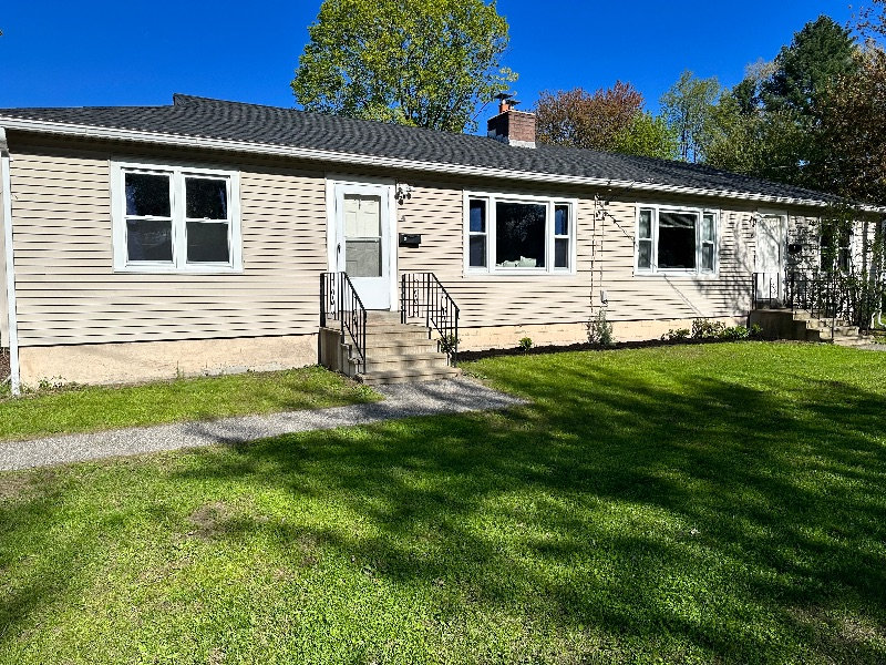 2 Bedroom within 2 miles from UVMMC -in unit W/D - Photo 7