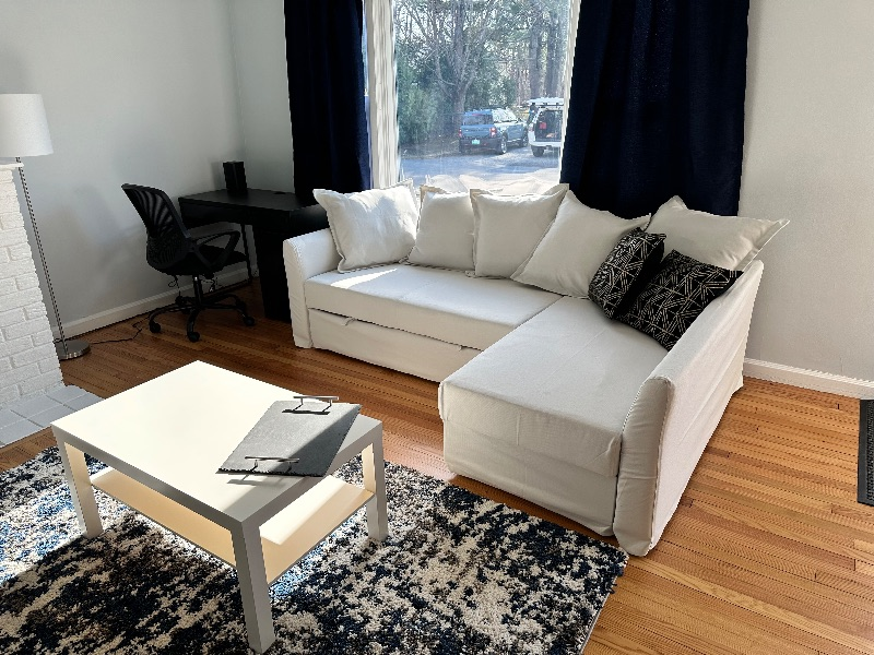 2 Bedroom within 2 miles from UVMMC -in unit W/D - Photo 1