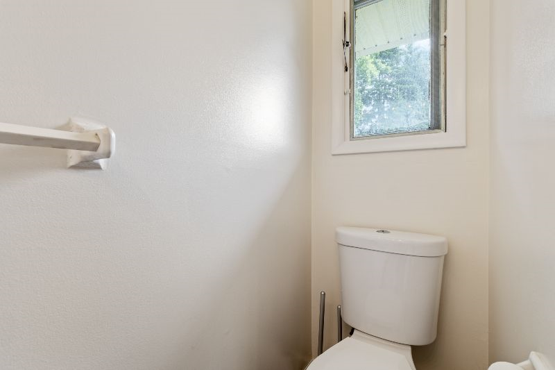 2 Bed 2 Bath Home in Safe Neighborhood - Photo 12