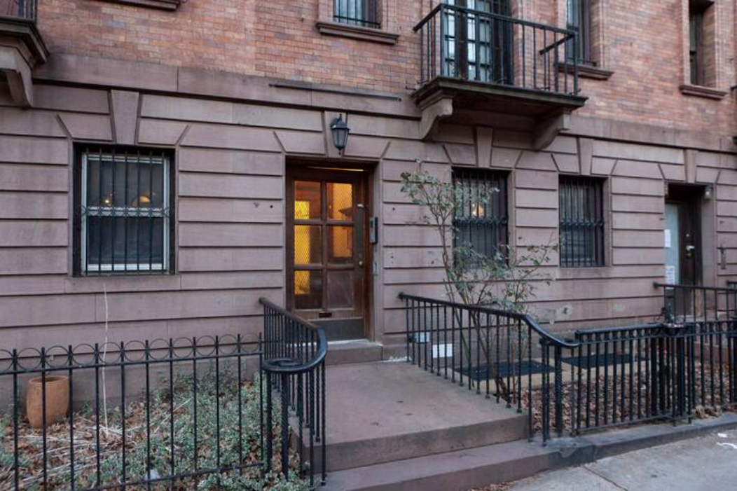 Historic Striver's Row Apartment - Photo 10