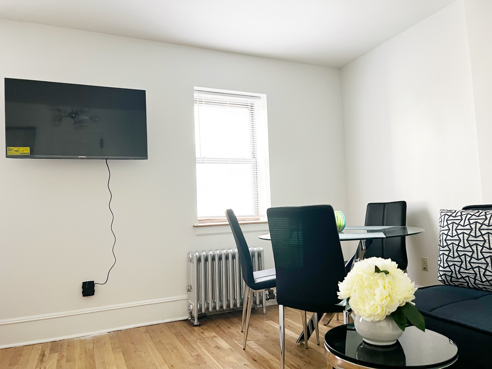 Historic Striver's Row Apartment - Photo 3