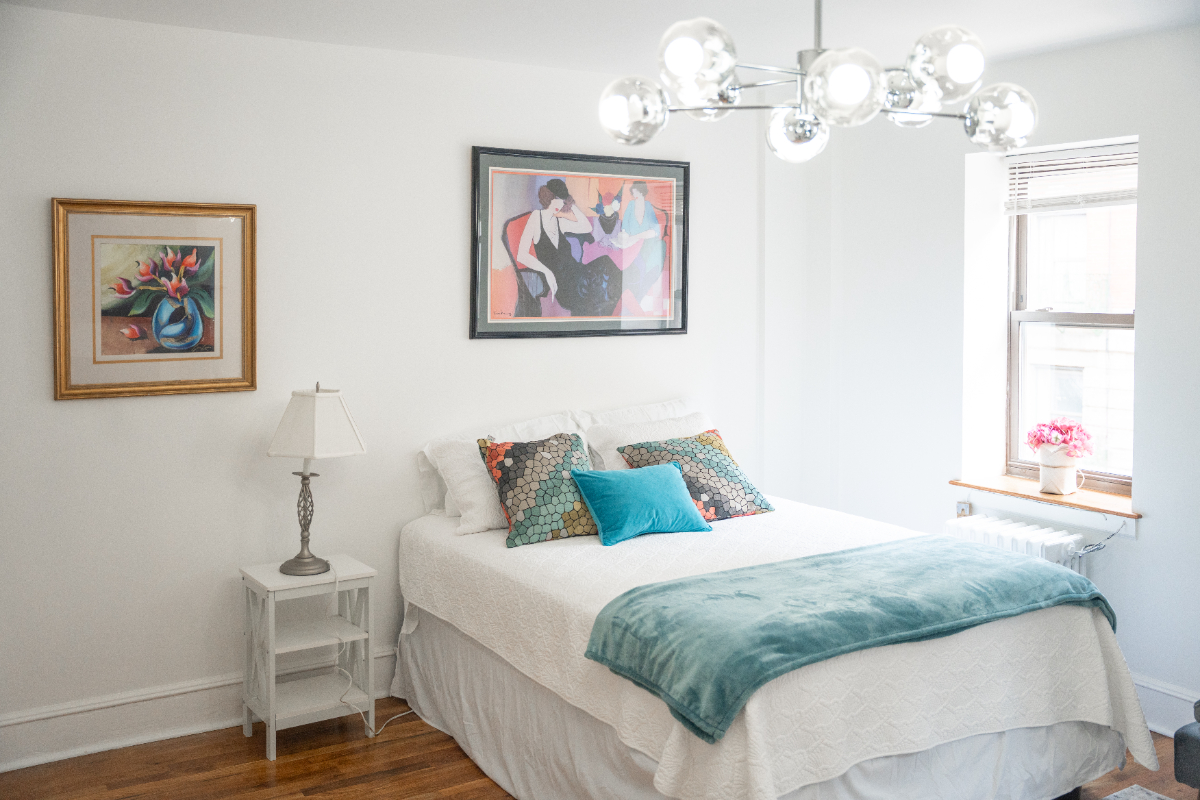Historic Striver's Row Apartment - Photo 2
