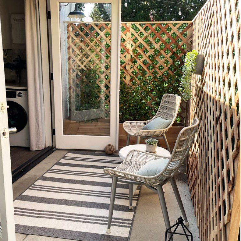 The C&C Guest House- A private, cozy retreat- classic comfort with a mid-century modern flair - Photo 4