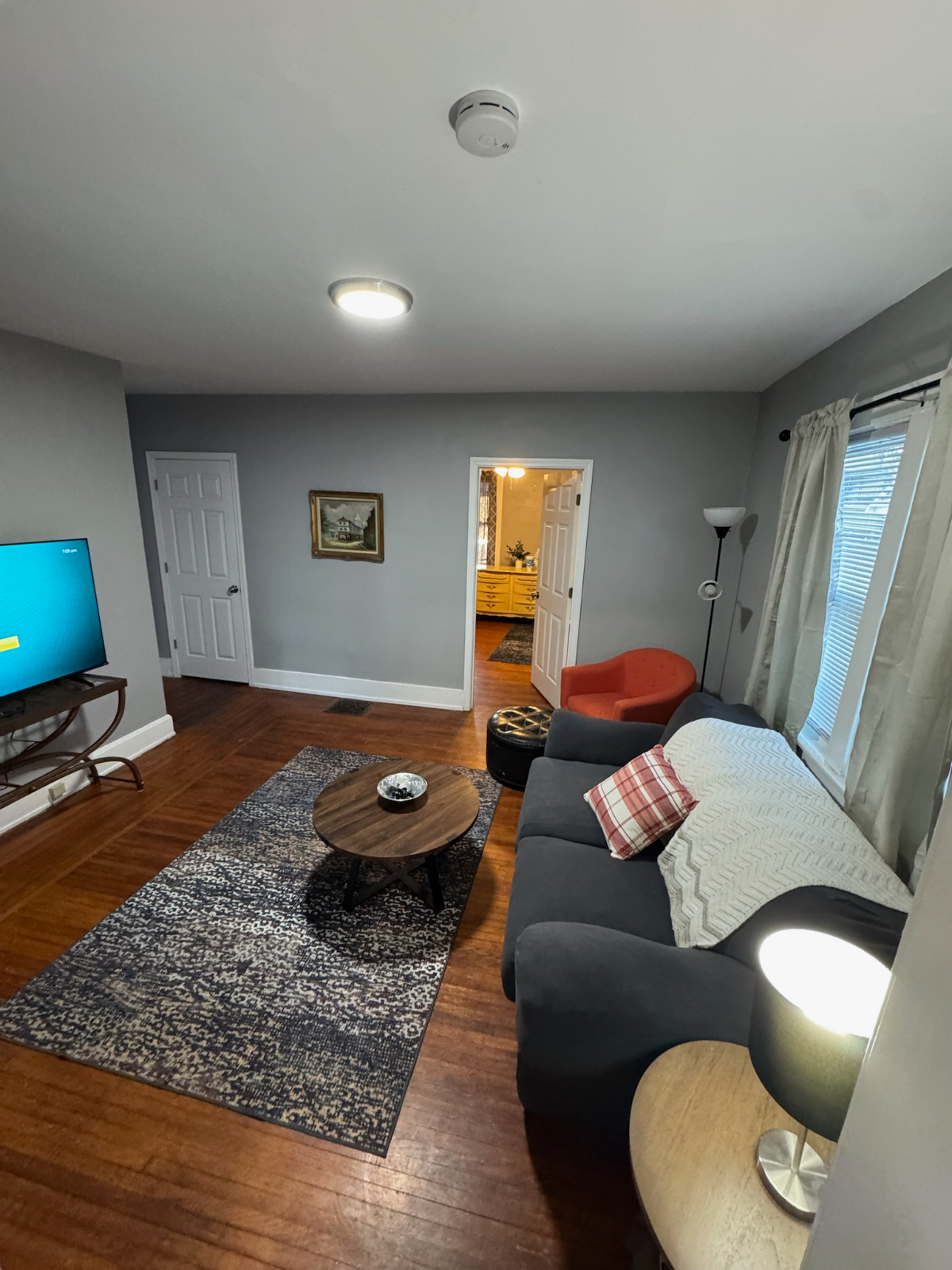 2 bedroom 1 bath near Hyde Park  - Unit 1 - Photo 6