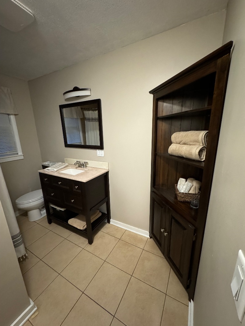 Quiet House with  Backyard and Easy Access to Everything - Photo 12