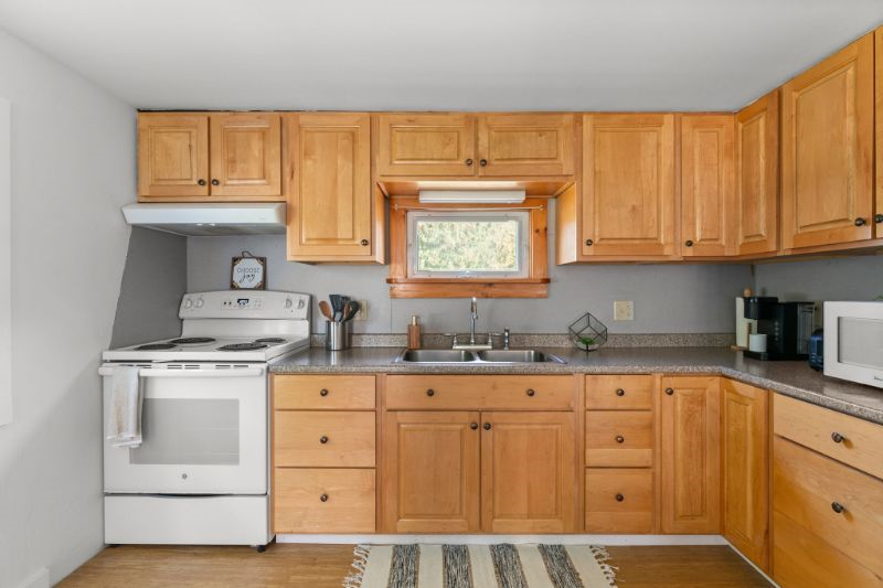 Charming 1B home close to Brandon and Middlebury - Photo 6