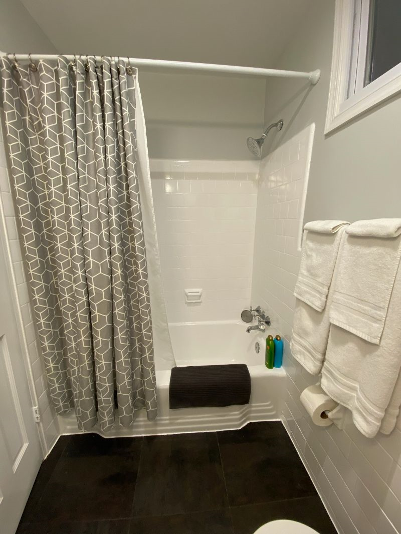 Cozy One Bedroom Apartment - Entire place - Photo 2