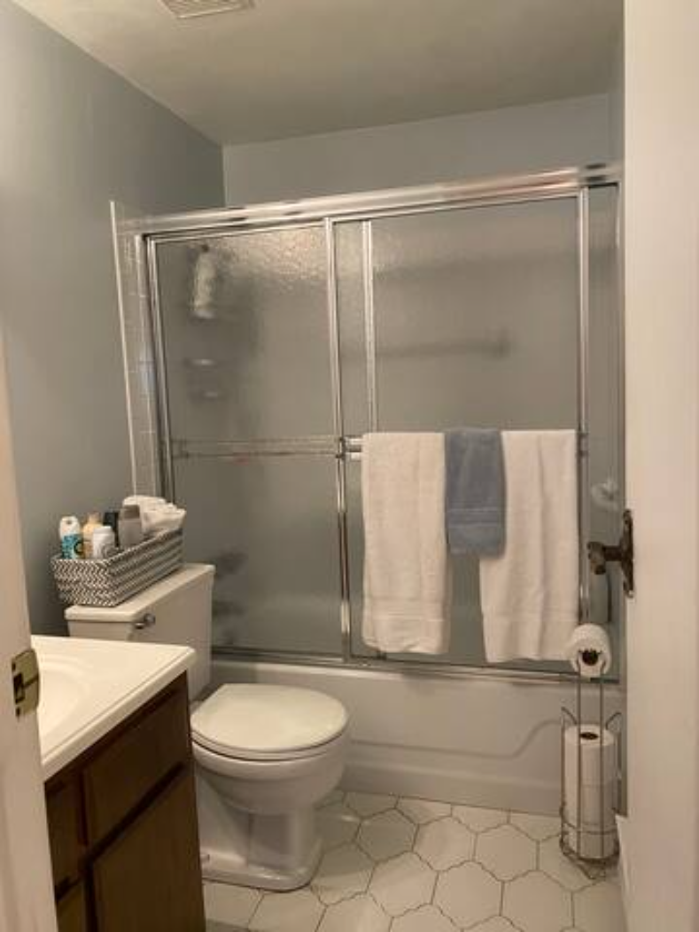 Adorable One Bedroom, One Bathroom Condo - Photo 10