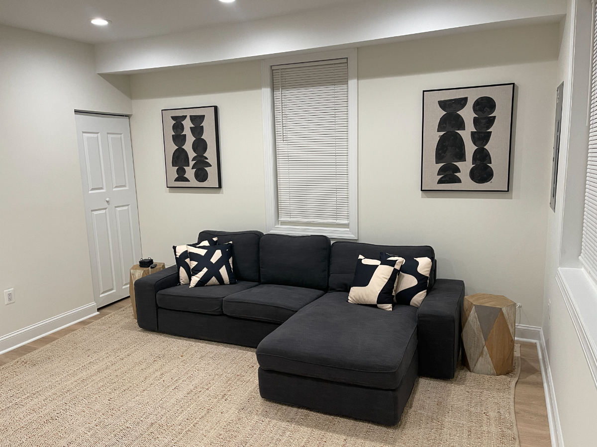 Newly Renovated 3BD Unit - Photo 2