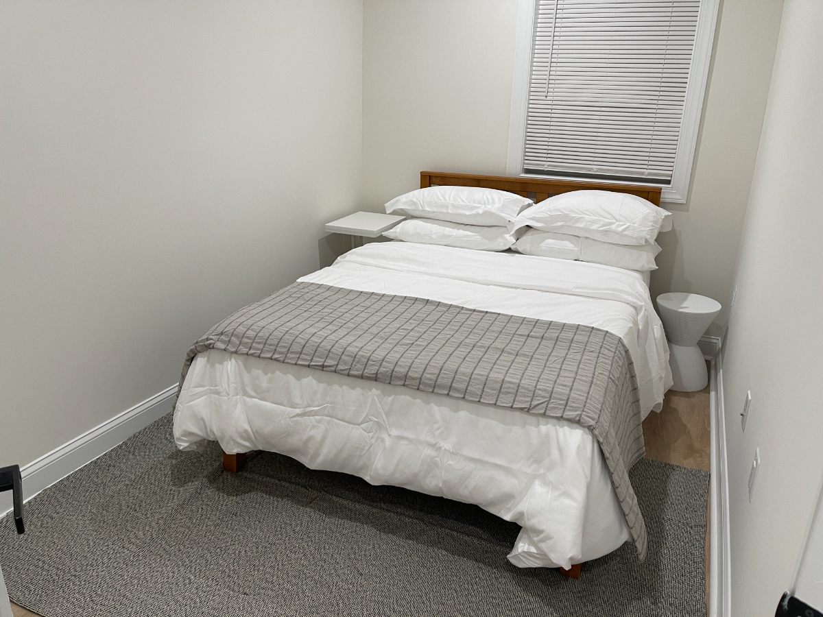 Newly Renovated 3BD Unit - Photo 10