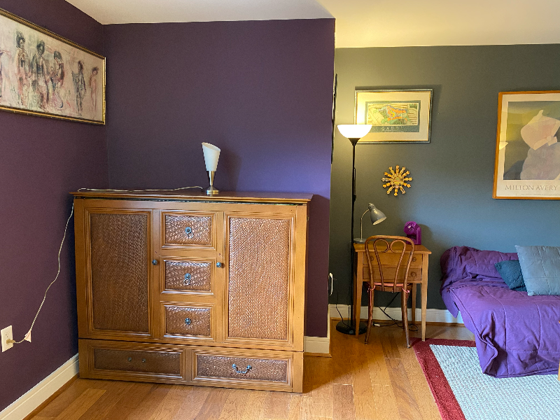 Lovingly furnished apartment with park view fr balcony near Metro in building with full amenities - Photo 4