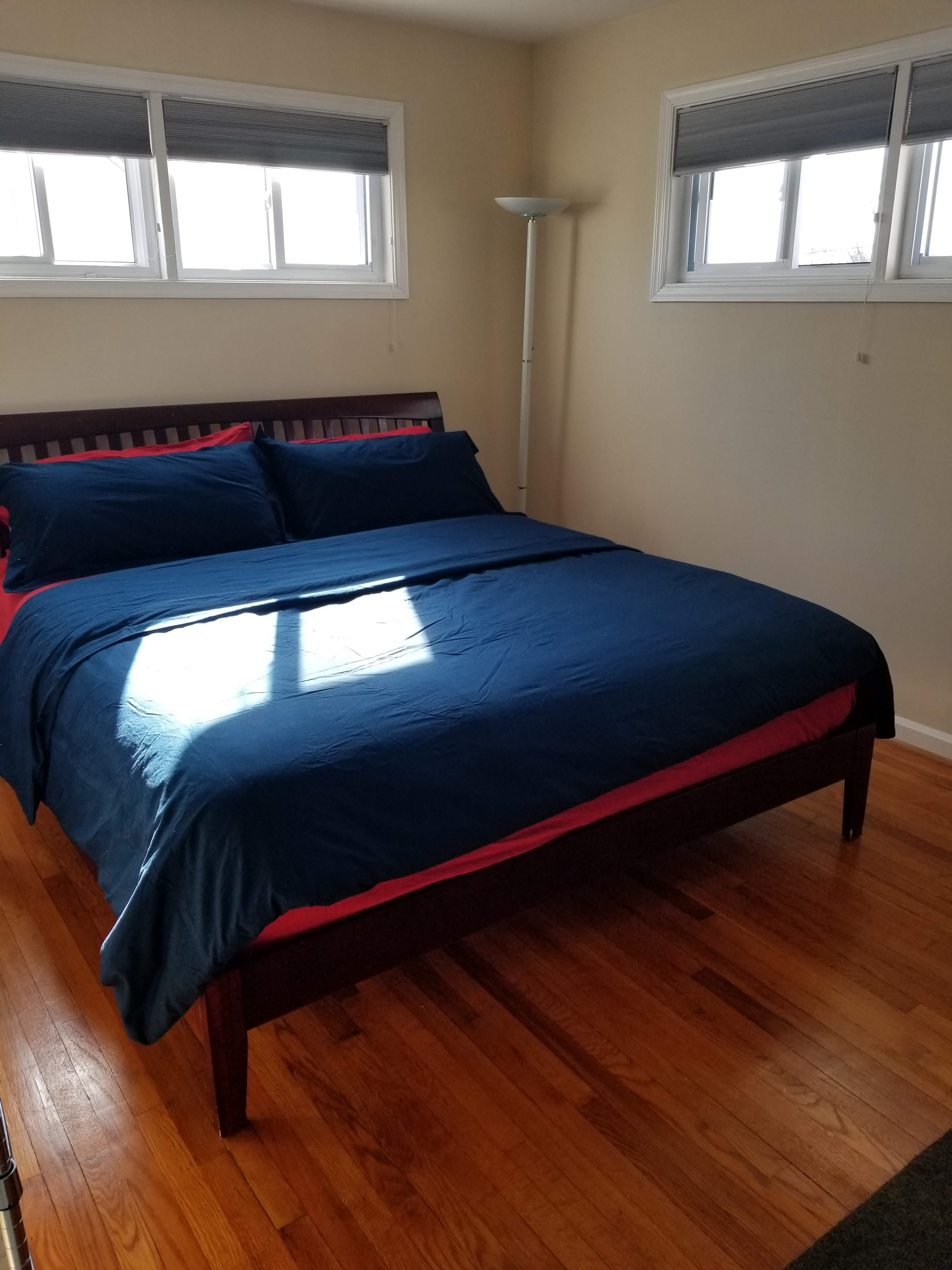 Cal King bed in oversized room