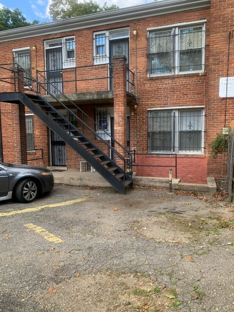 Private Basement Studio Apt in Congress Heights with Parking - Photo 1