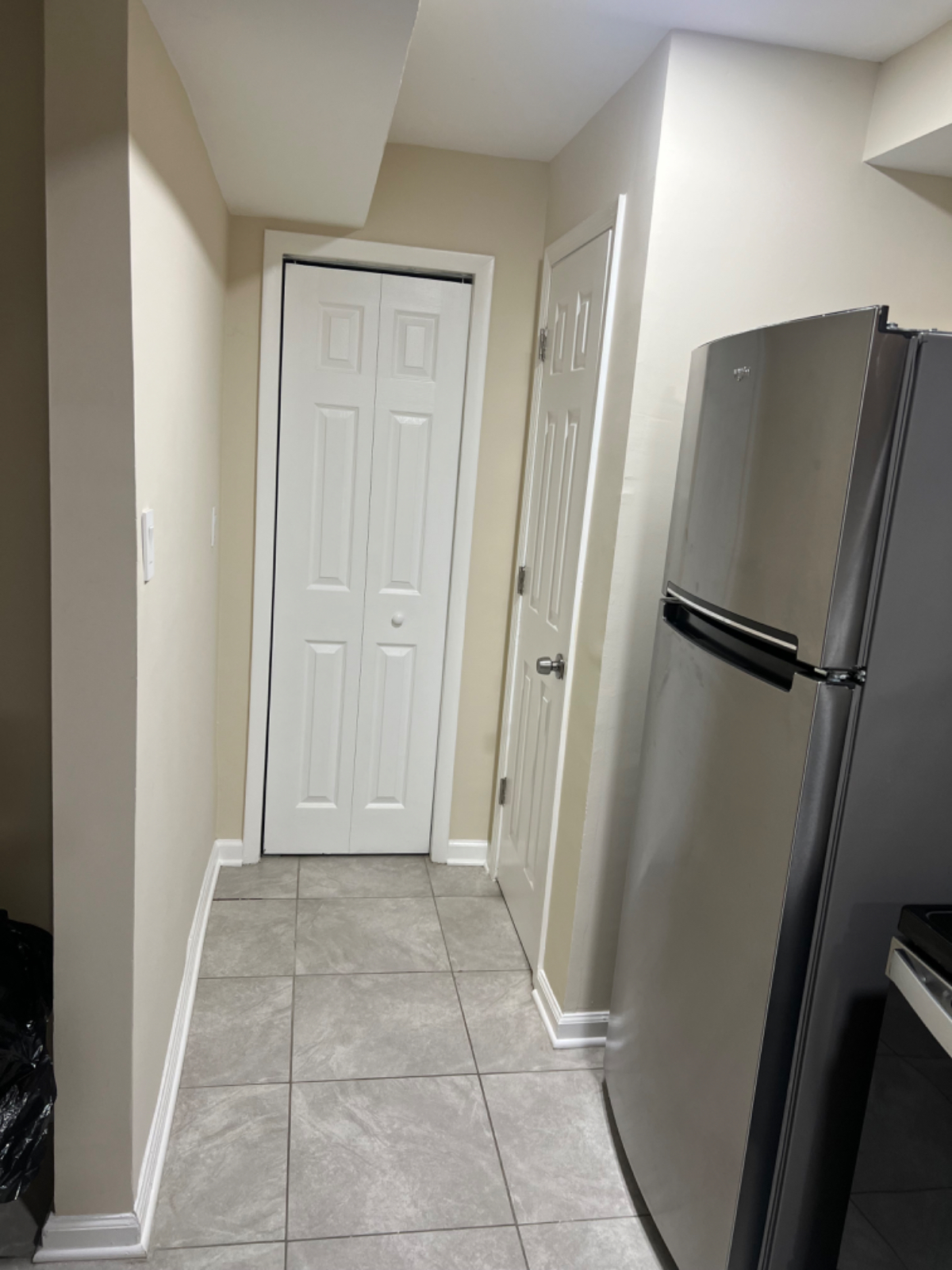 Private Basement Studio Apt in Congress Heights with Parking - Photo 7