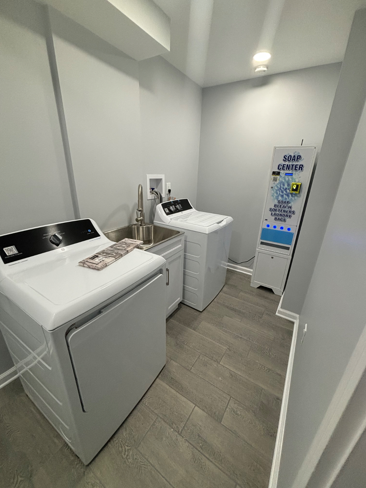 Private Basement Studio Apt in Congress Heights with Parking - Photo 8