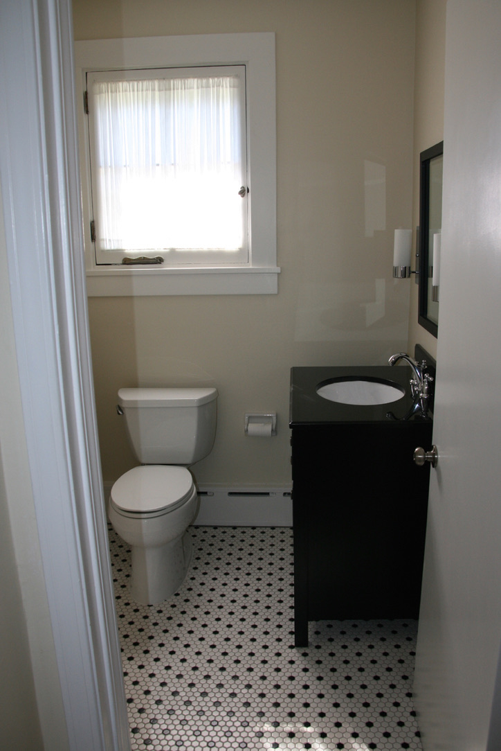 Magnificent 1BD Apt#5 on 3rd Floor in 1906 Mansion - Photo 12