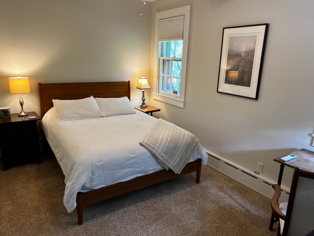 Magnificent 1BD Apt#5 on 3rd Floor in 1906 Mansion - Photo 11