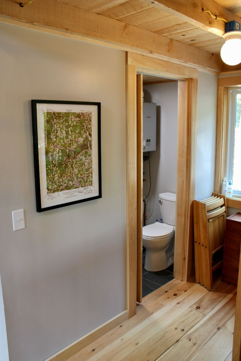Zen of the Woods Tiny Cabin - Photo 7