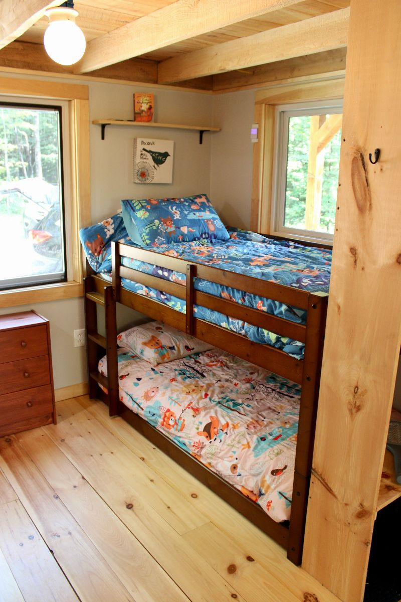 Zen of the Woods Tiny Cabin - Photo 6