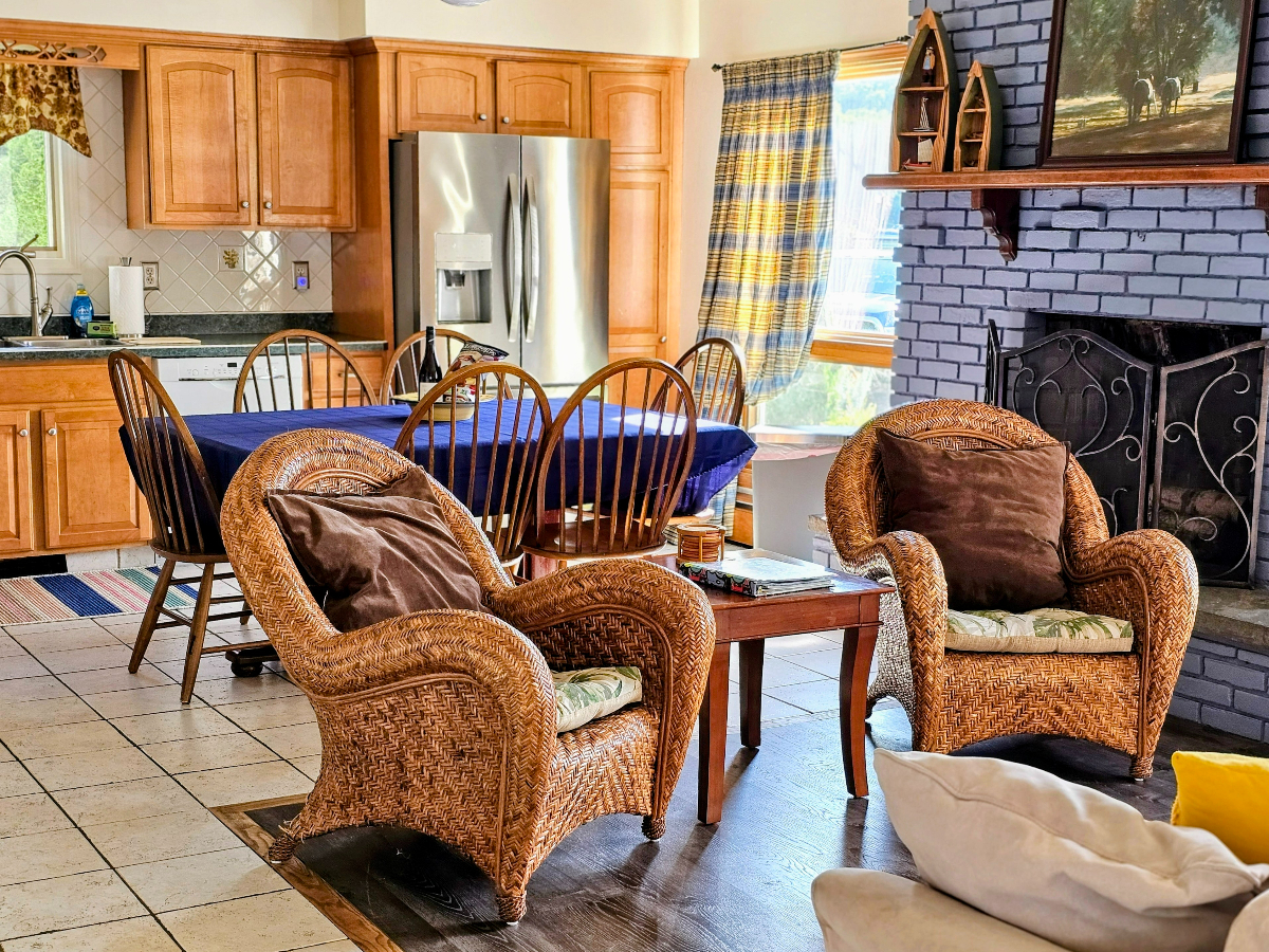 Sunset Ranch on Saratoga Lake in Saratoga Springs - Photo 3