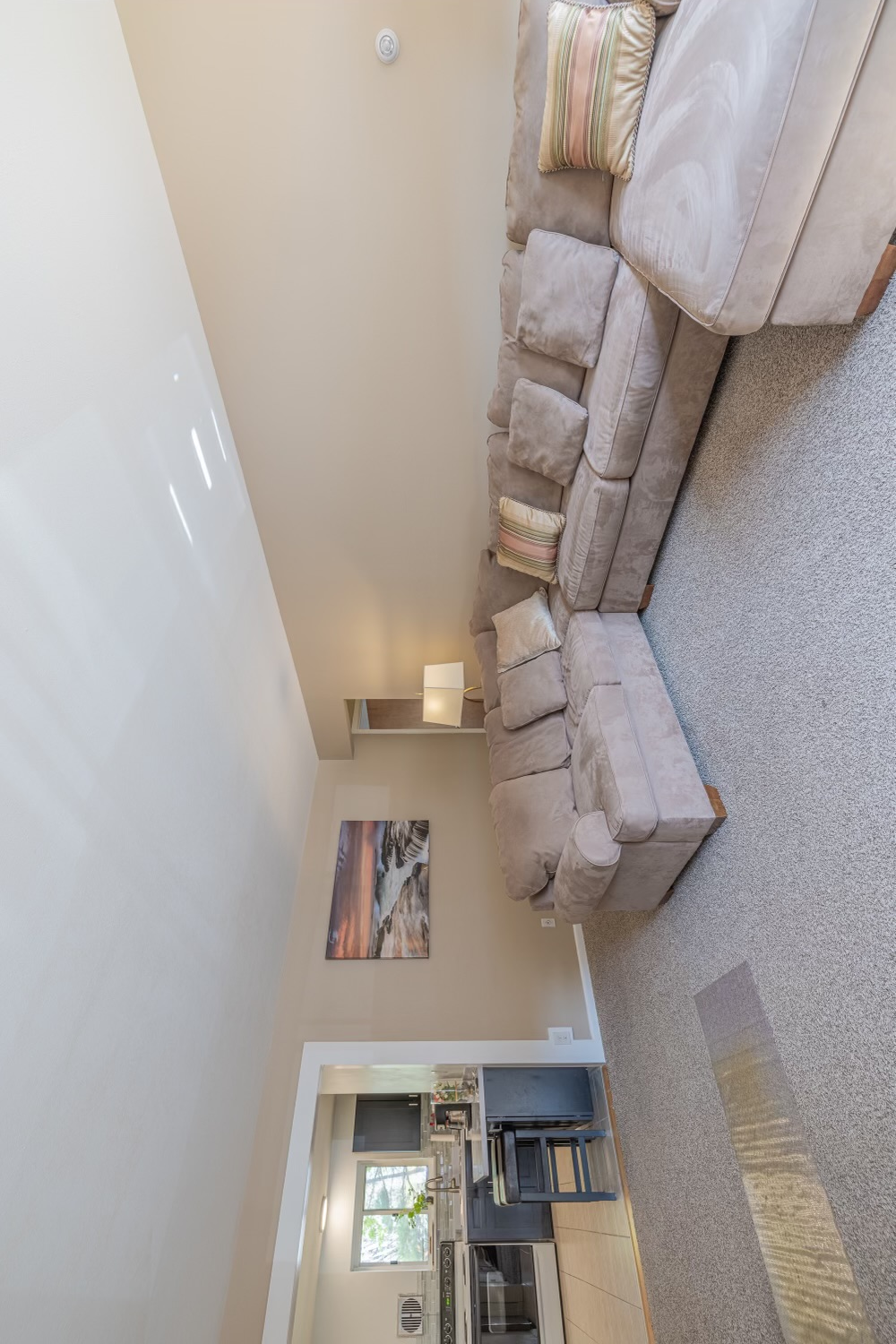 Furnished Condo - Photo 4