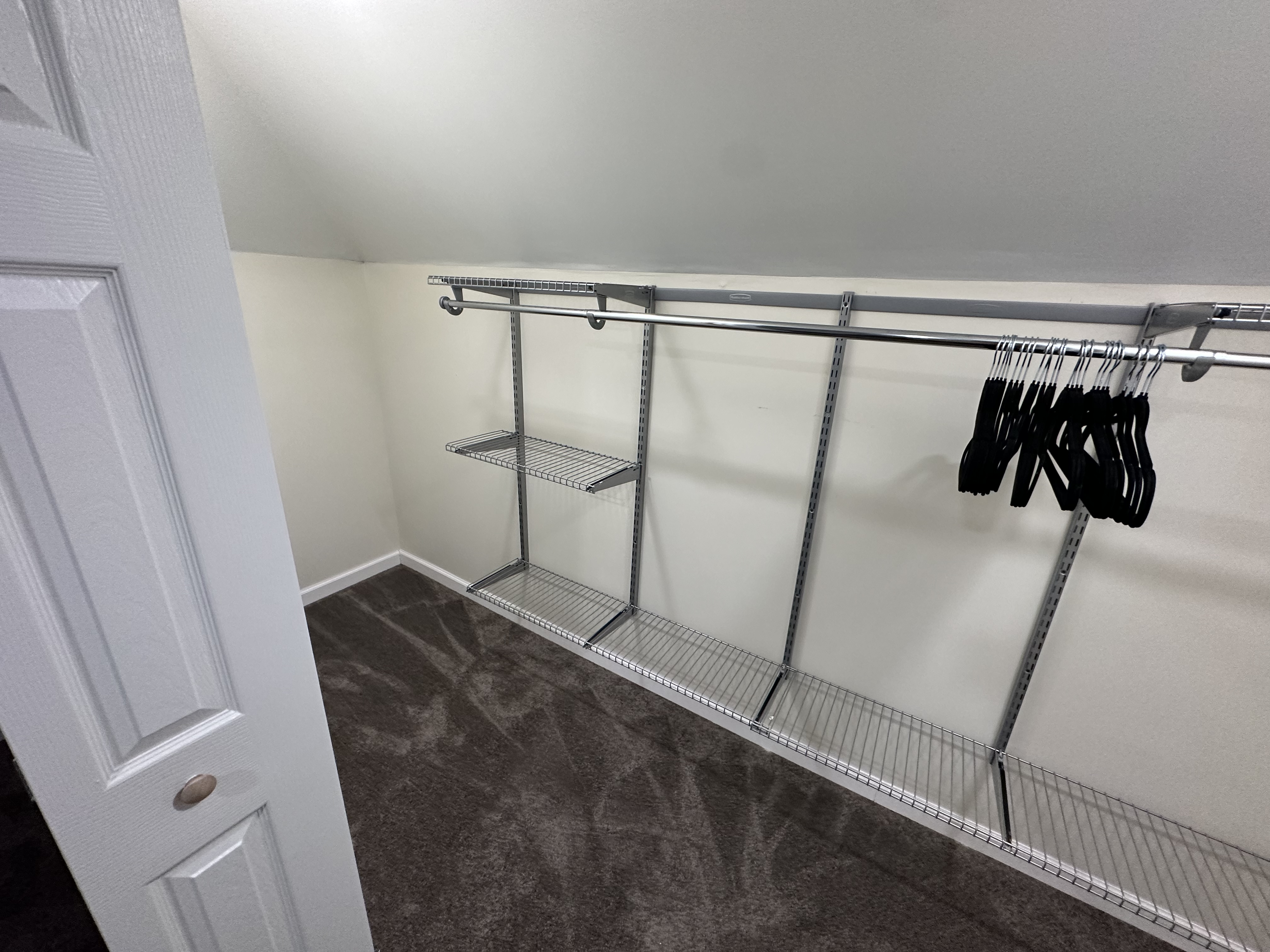 Cozy and Newly Renovated 1BR Attic Aparment/Steps from UPMC Chautauqua - Photo 12