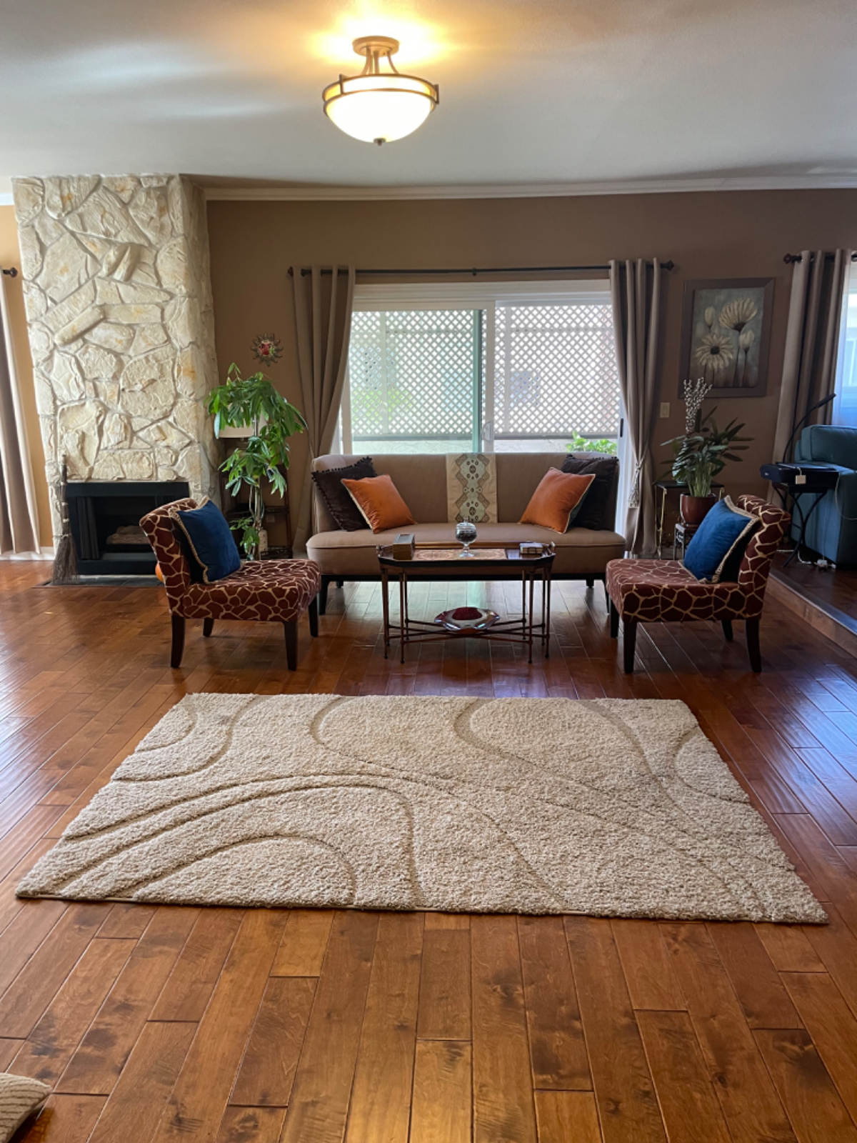 Cozy Room in Beautiful and Full of Positive Energy Apartment in the Heart of Los Angeles - Photo 6