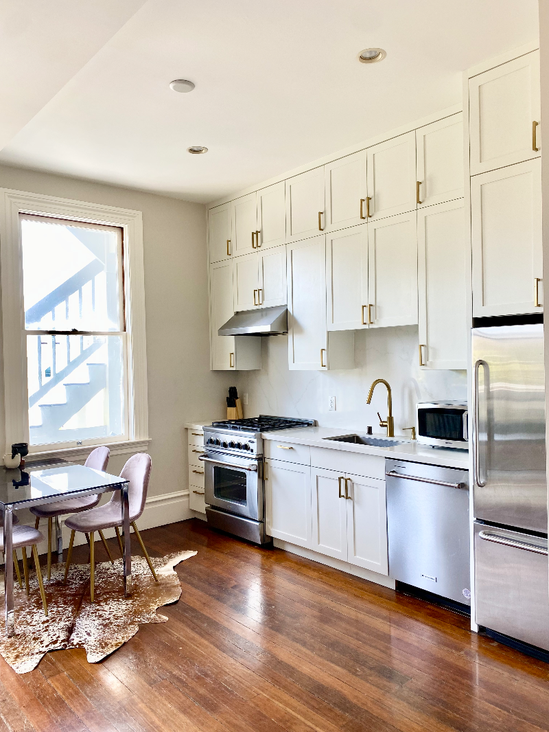 Bright & Modern North Beach Flat Sleeps 6 Best SF Location - Photo 2