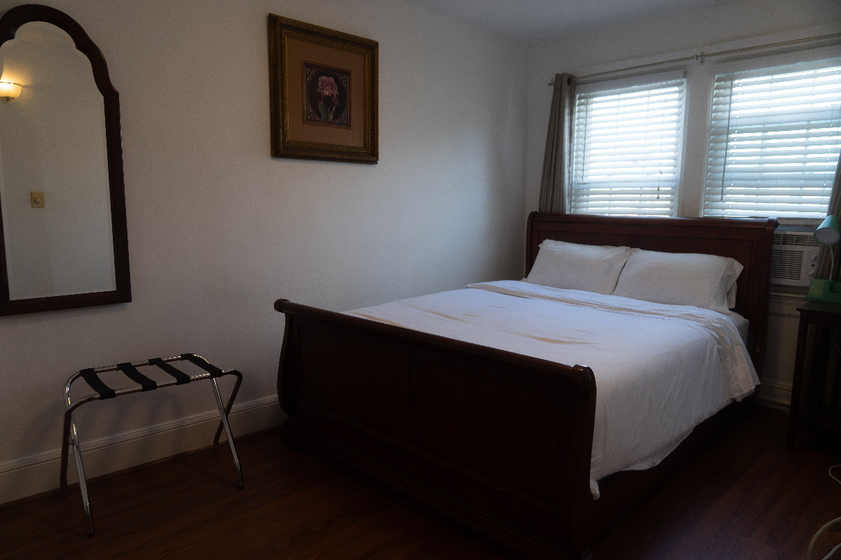 Designer 4Bd/3Ba DC Home w/Parking - Walk to Metro - U St and Medstar - Photo 8