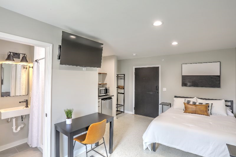 Apartment 7