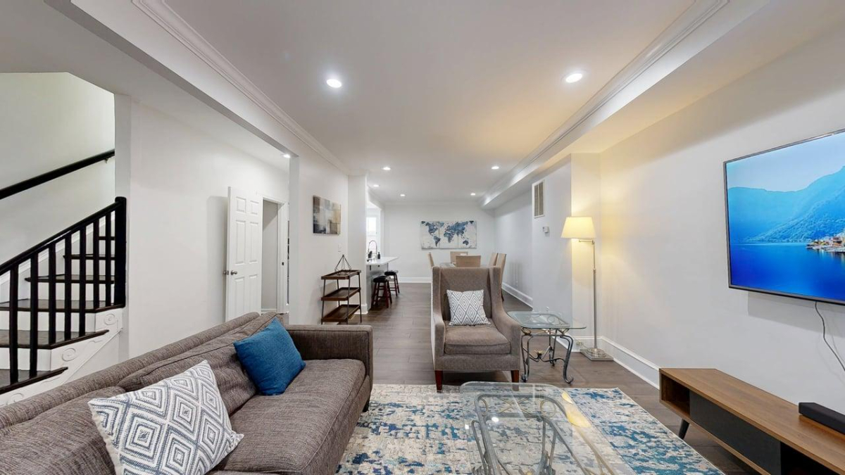Furnished & Cozy Family-/Pet-Friendly 3B3B Home