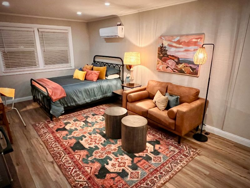 Charming Studio Apartment in Lubbock s Medical District - Convenience and Comfort Combined - Photo 1