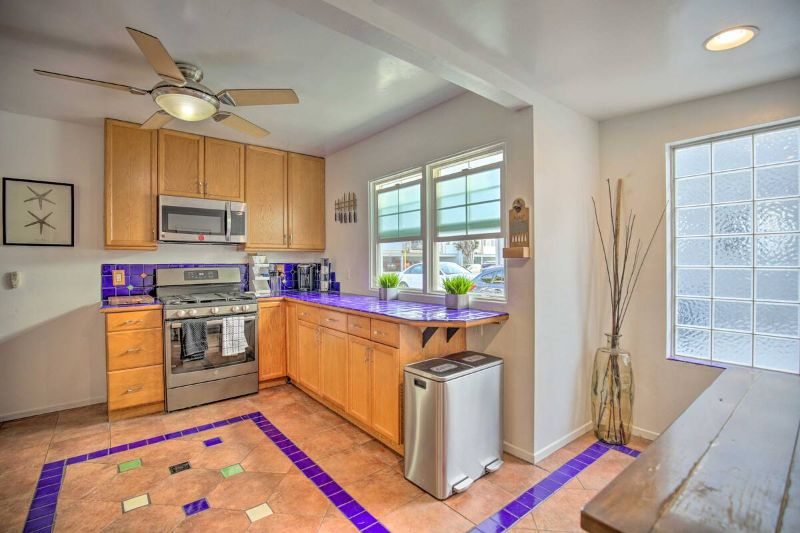 Gorgeous and updated home in Pacific Beach/Mission Bay in quiet cul-de-sac with TONS of extras - Photo 4