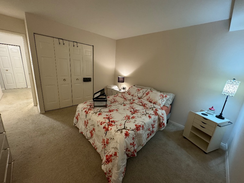 Convenient Peaceful Apartment with public transportation - Photo 3