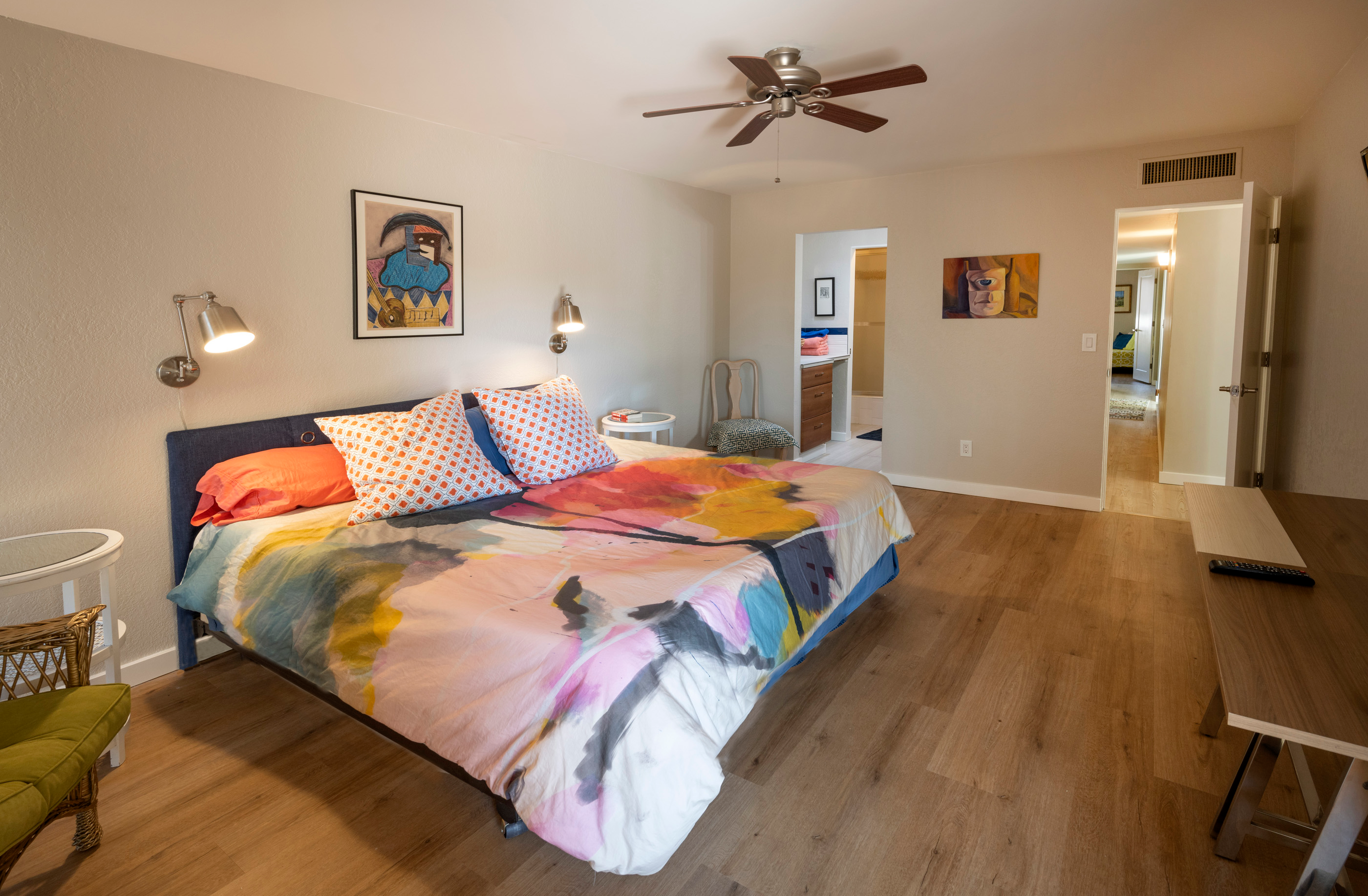 Luxury Foothills Townhome - Photo 10