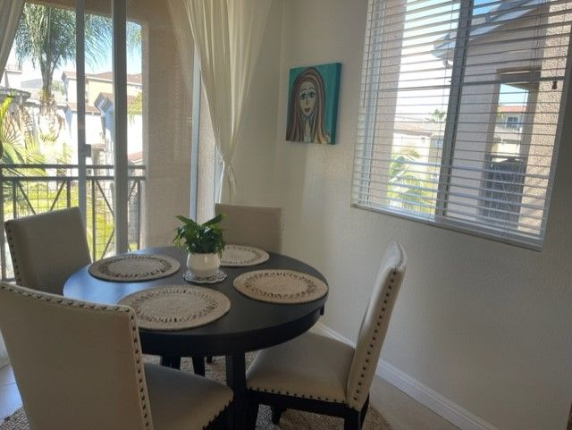 Stylish and Sophisticated 2-Bedroom Townhouse Located in the Heart of Vibrant San Diego California - Photo 6