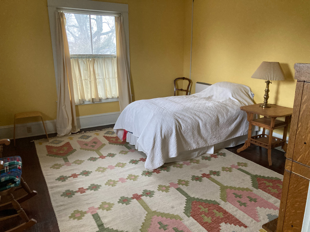 Large bedroom