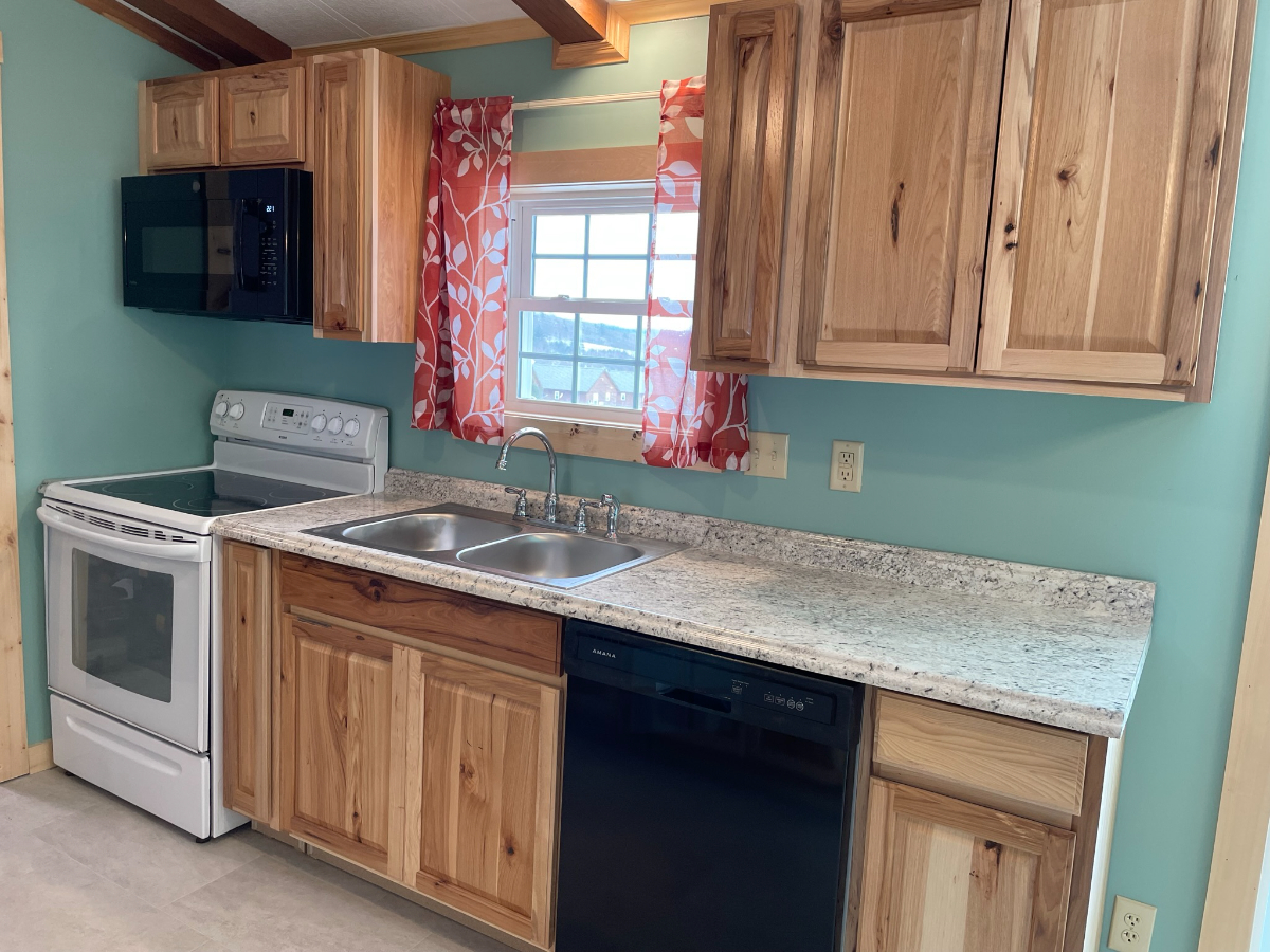 Chalet in Cooperstown near Bassett - Photo 4